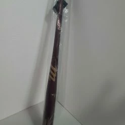 Marucci Pro Model Handcrafted AM22 Youth Model Baseball Bat Size 31 In Cherry