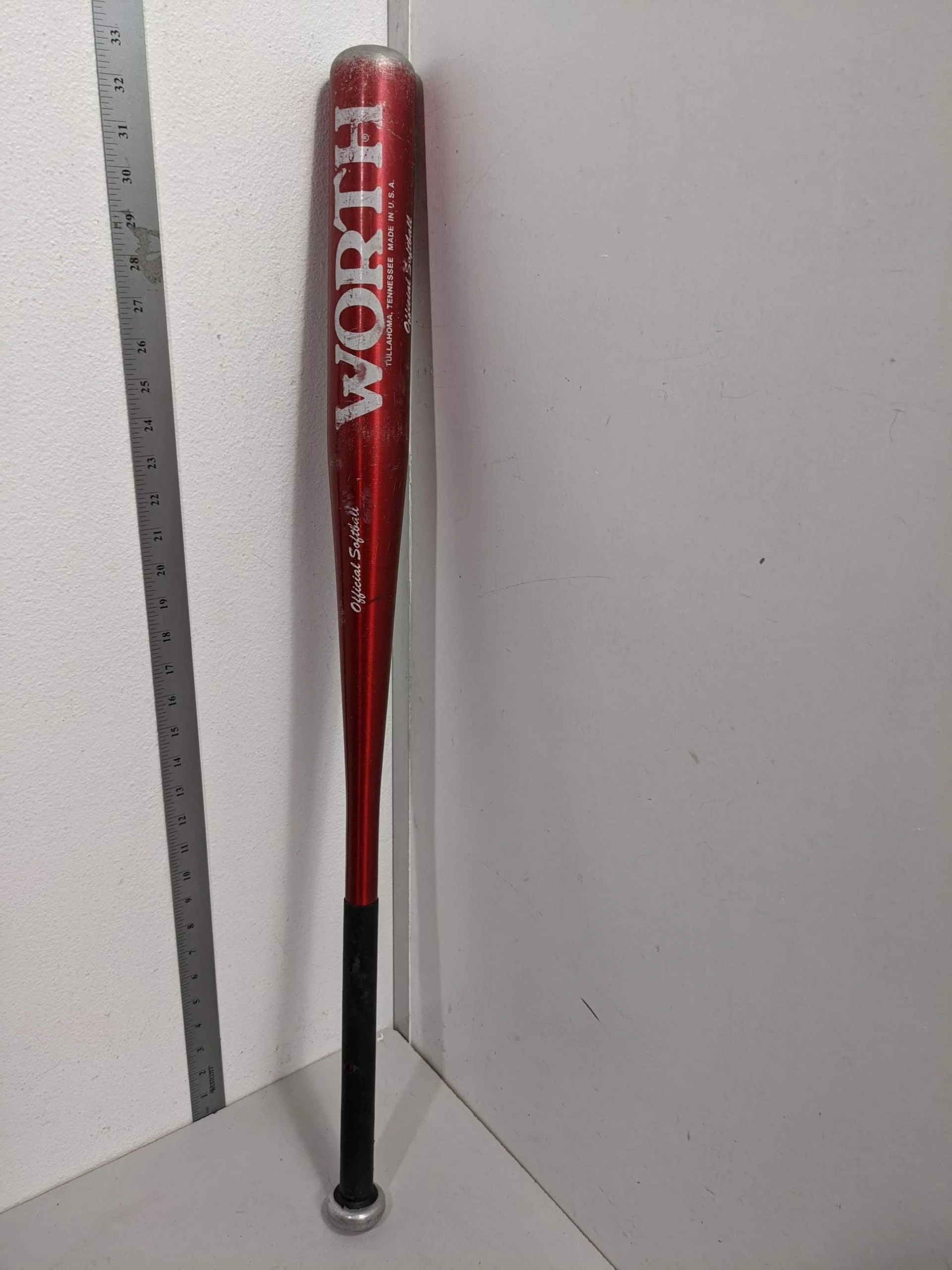 Worth Ball Buster Softball Bat Size 33 In 25oz Red Used Baseball