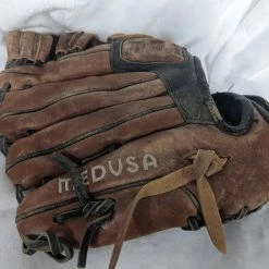 DeMarini Medusa Fastpitch Softball Glove Size 11.75 In Brown Used (LH)(RHT)