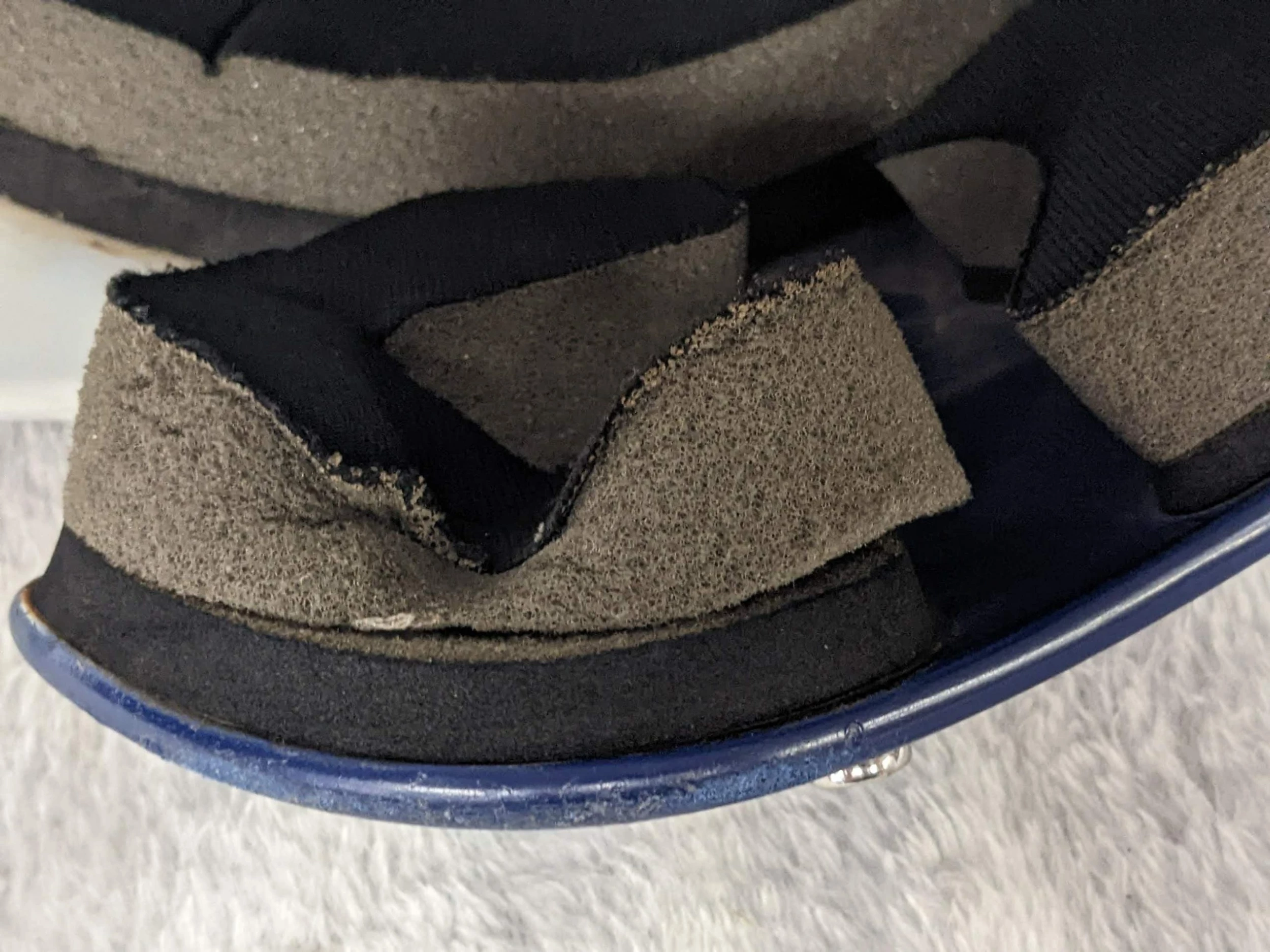 Easton Baseball/Softball Batting Helmet Size Large Color Blue Condition Used - Image 10