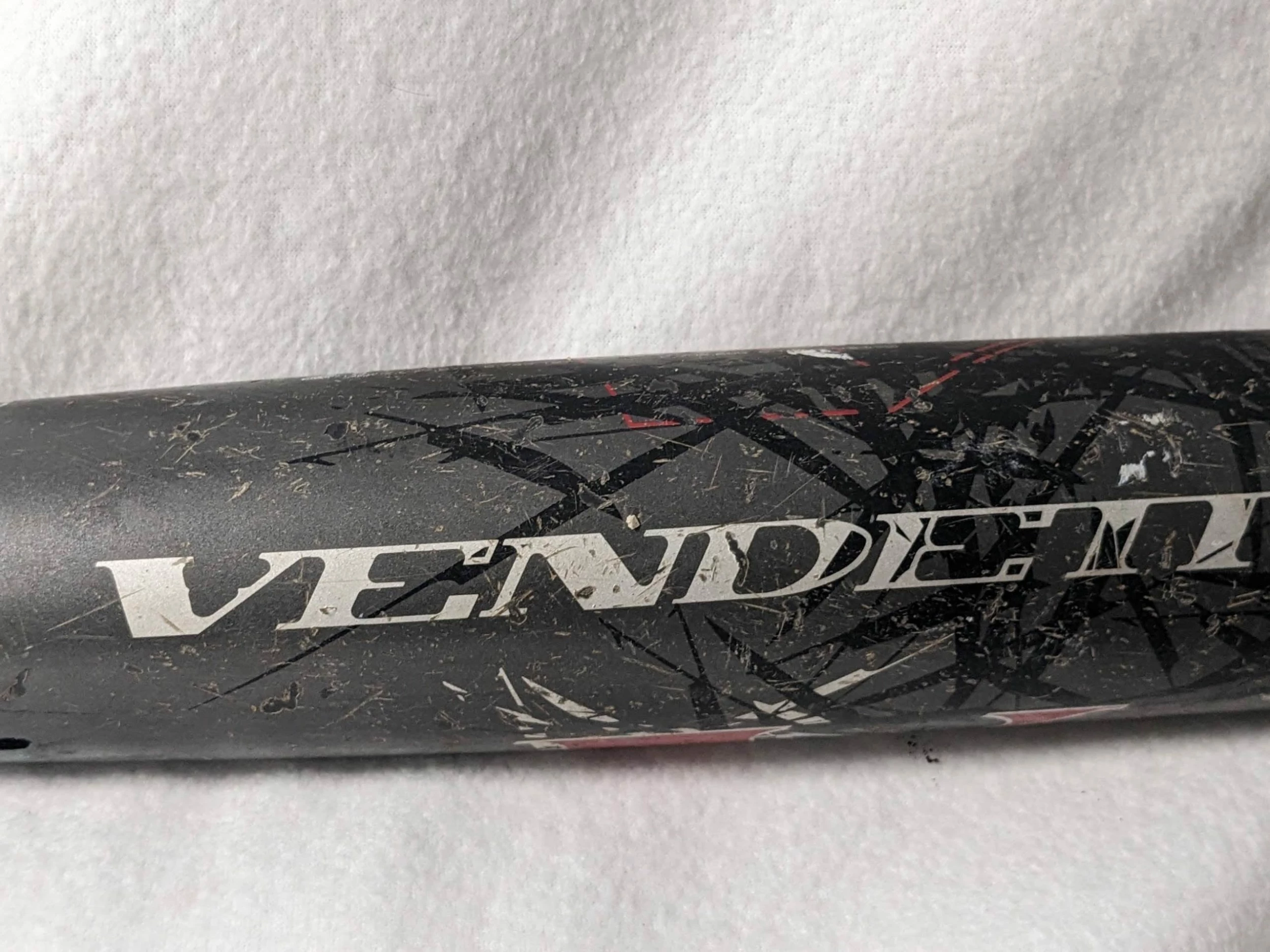 DeMarini Vendetta Baseball Bat Size 31 In 21 Oz Color Gray Condition Used - Image 5