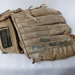 Ted Williams Pro Pocket Baseball/Softball Mitt Size10 In Color Brown Left Hand (RHT) Condition Used