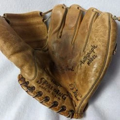 SSK Spalding Form Pocket Baseball/Softball Mitt Size 9 In Color Brown Left Hand (RHT) Condition Used