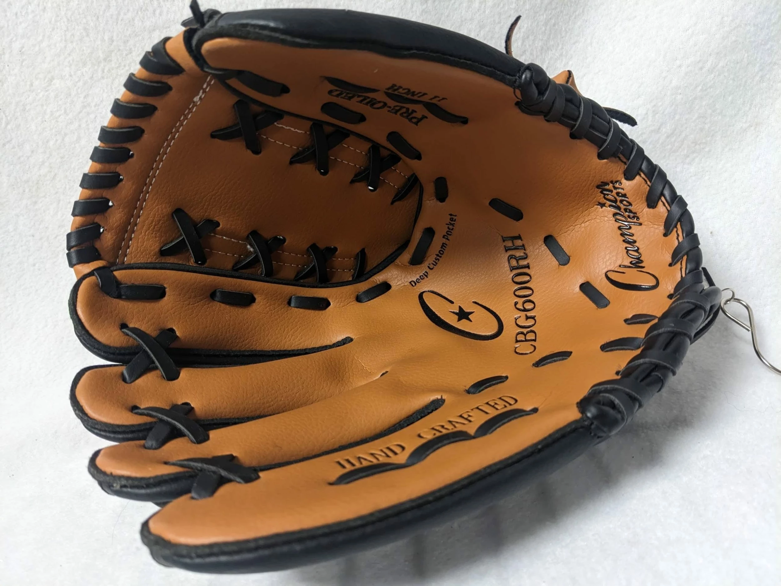 Champion Sports New Baseball Mitt Size 11 In Left Hand Throw RH LHT Black
