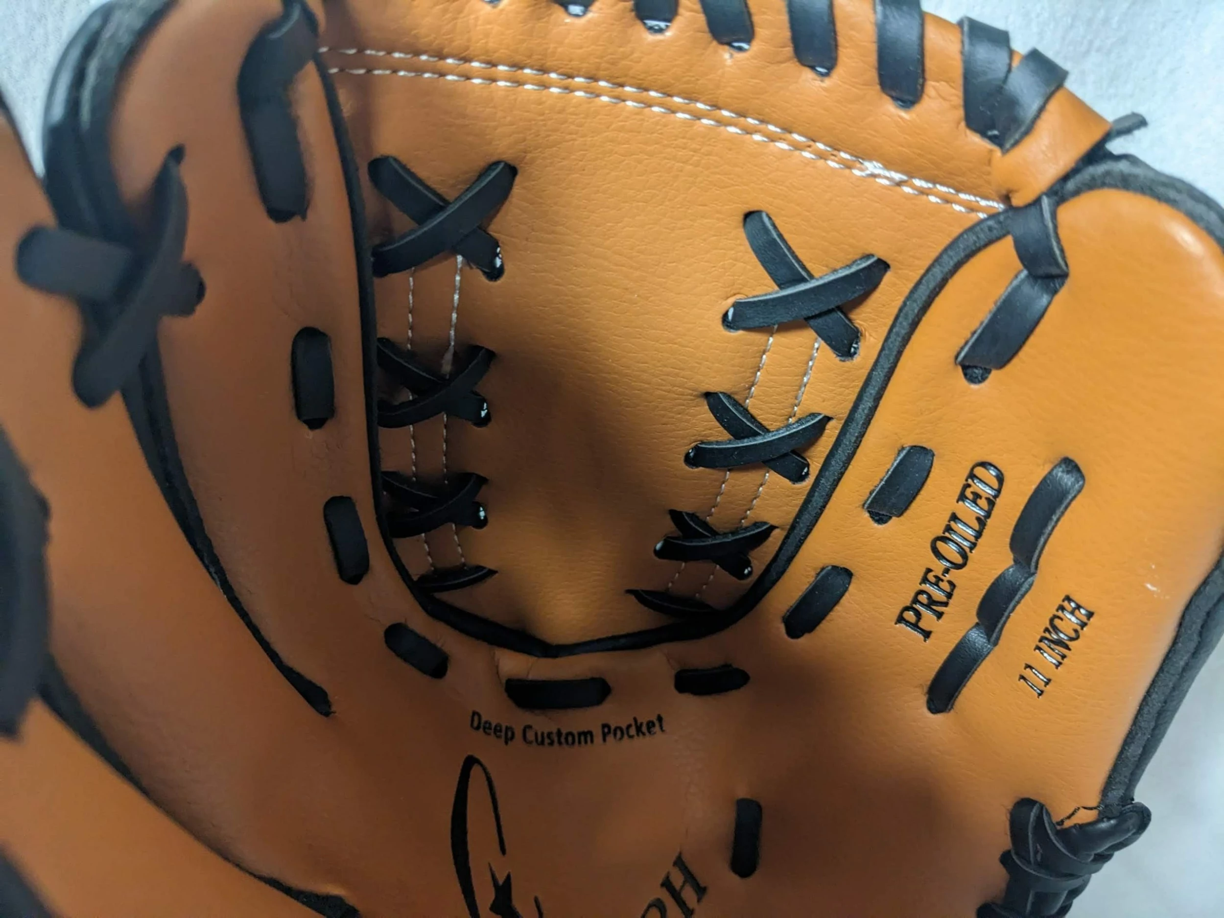 Champion Sports New Baseball Mitt Size 11 In Left Hand Throw RH LHT Black - Image 3